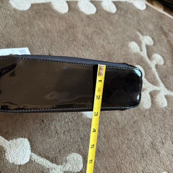 BCBG top zip hobo baguette bag in black - Picture 6 of 8